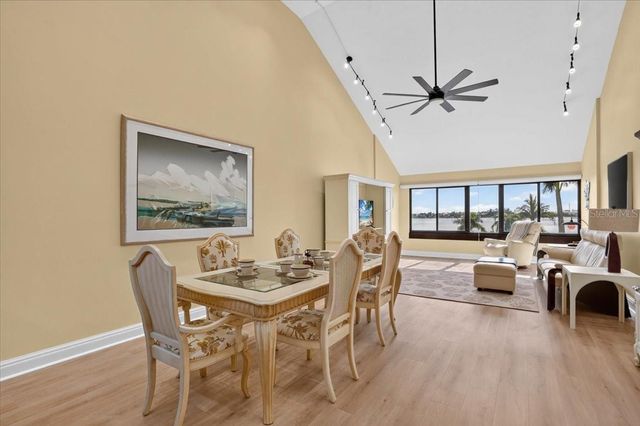 1007 GULF DRIVE N 217, Bradenton Beach, FL 34217
