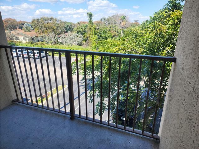 317 Villa Circle 317, Boynton Beach, FL 33435