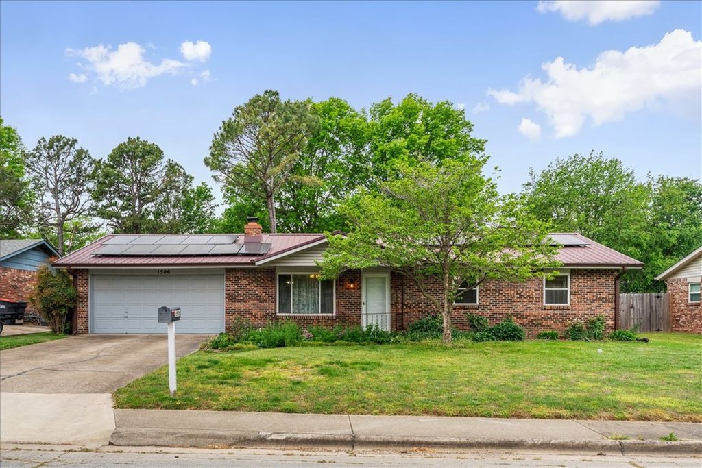 1506 Joye Street, Springdale, AR 72762