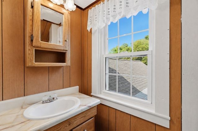 40 Boylston Circle, Shrewsbury, MA 01545