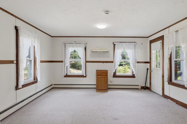 40 Boylston Circle, Shrewsbury, MA 01545
