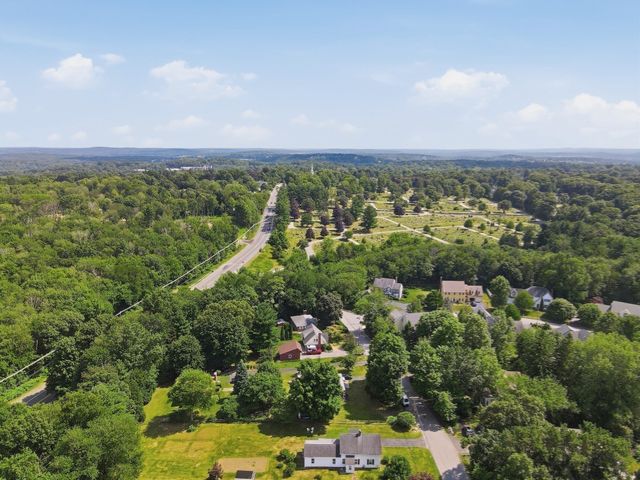 40 Boylston Circle, Shrewsbury, MA 01545