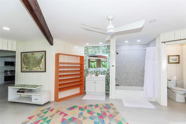 95-214 Waikalani Drive, Mililani, HI 96789