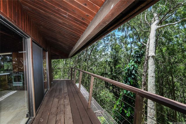 95-214 Waikalani Drive, Mililani, HI 96789