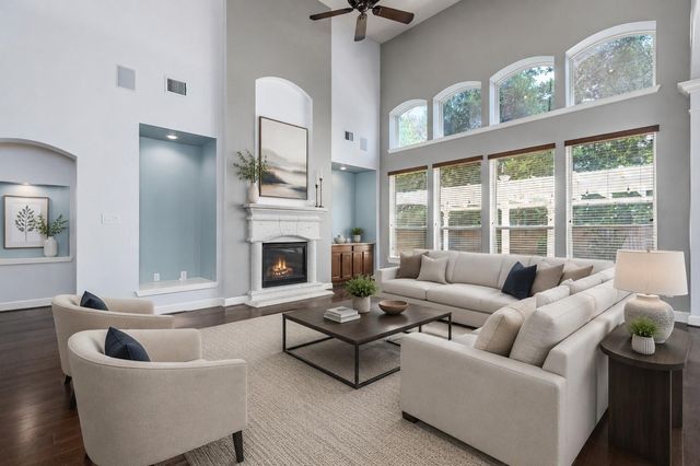 27 N Arrow Canyon Circle, The Woodlands, TX 77389
