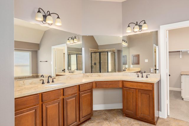 27 N Arrow Canyon Circle, The Woodlands, TX 77389