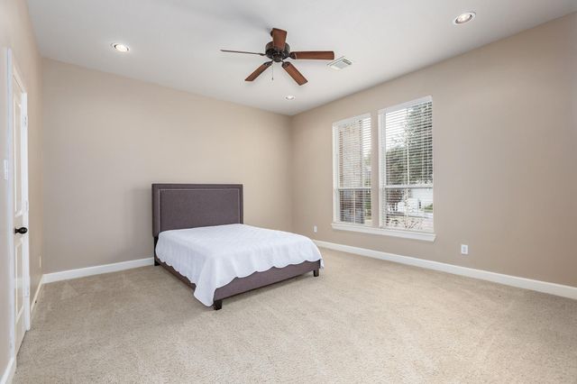27 N Arrow Canyon Circle, The Woodlands, TX 77389