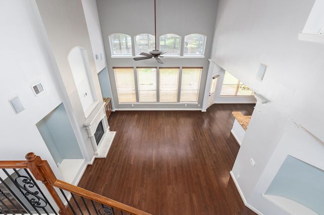27 N Arrow Canyon Circle, The Woodlands, TX 77389