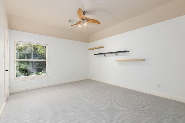 27 N Arrow Canyon Circle, The Woodlands, TX 77389