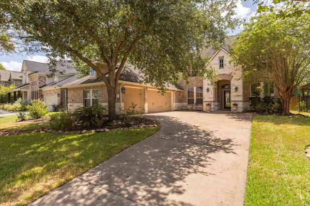 27 N Arrow Canyon Circle, The Woodlands, TX 77389