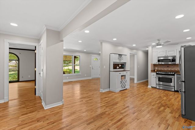 2045 Lindsay Lane S, Athens, AL 35613