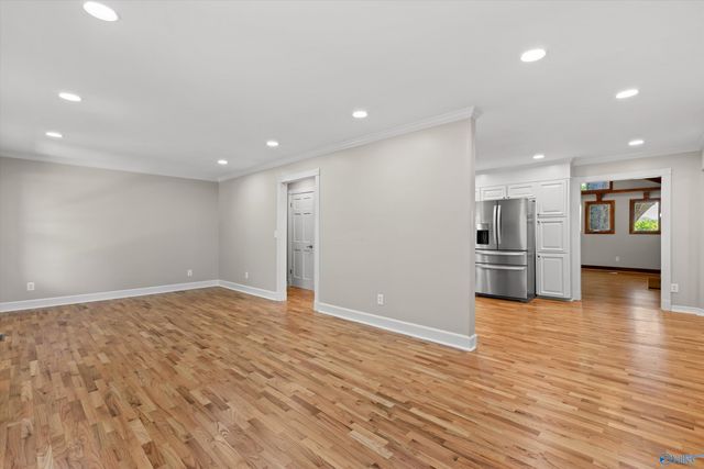 2045 Lindsay Lane S, Athens, AL 35613
