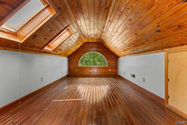 2045 Lindsay Lane S, Athens, AL 35613