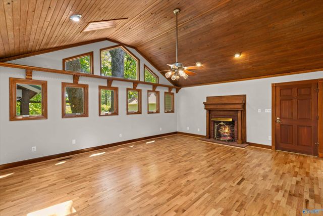 2045 Lindsay Lane S, Athens, AL 35613