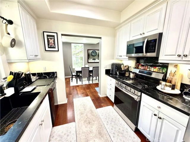 15205 Calverton, Tustin, CA 92782