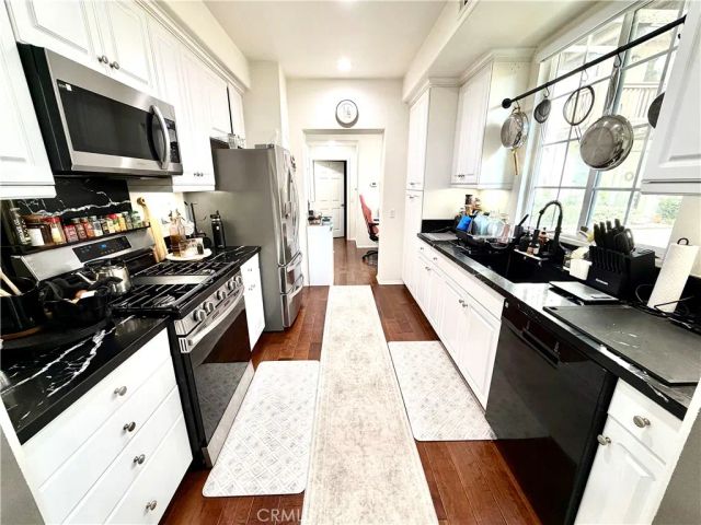 15205 Calverton, Tustin, CA 92782