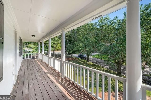 330 S Satinwood Place, Roswell, GA 30076