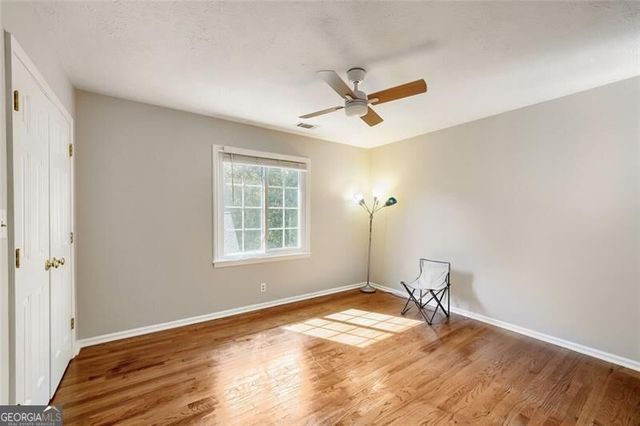 330 S Satinwood Place, Roswell, GA 30076