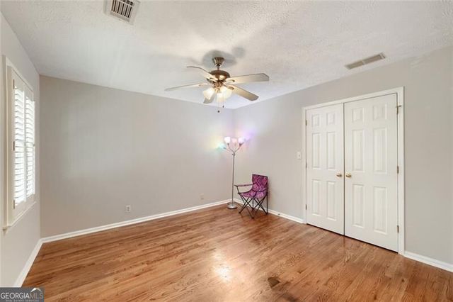 330 S Satinwood Place, Roswell, GA 30076