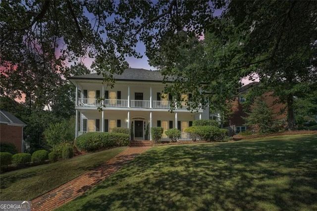 330 S Satinwood Place, Roswell, GA 30076