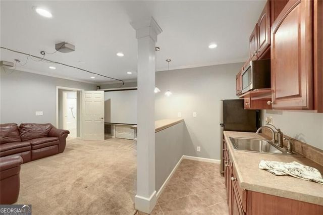 330 S Satinwood Place, Roswell, GA 30076