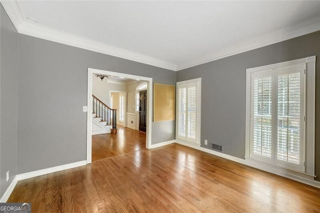 330 S Satinwood Place, Roswell, GA 30076