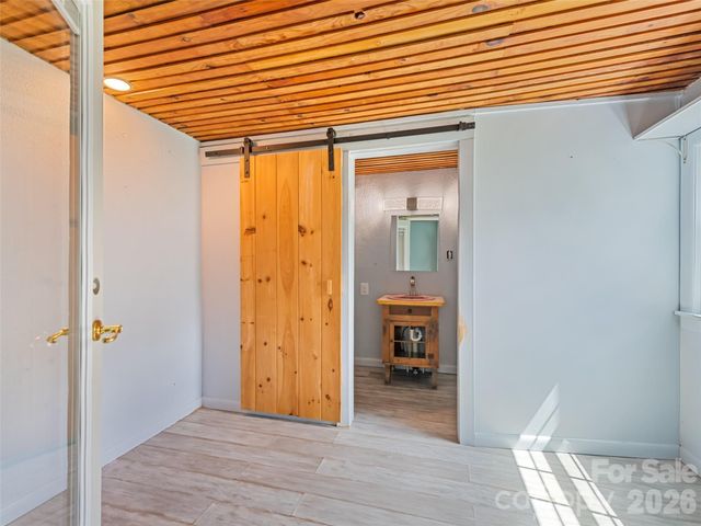 838 Hidden Valley Road, Clyde, NC 28721