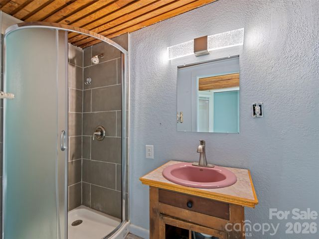 838 Hidden Valley Road, Clyde, NC 28721