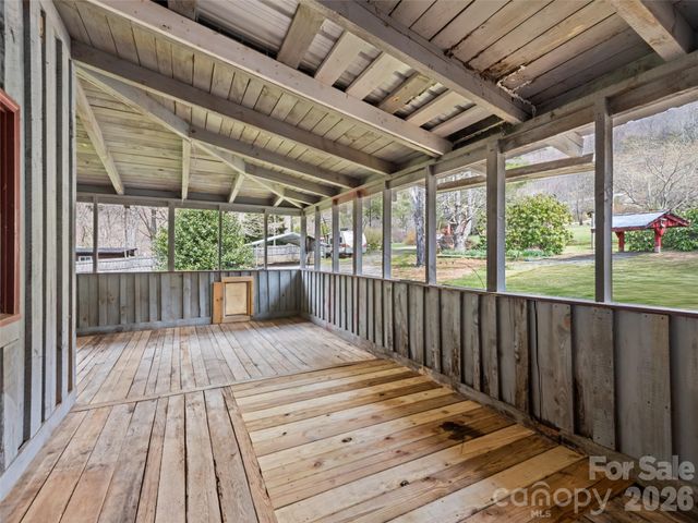 838 Hidden Valley Road, Clyde, NC 28721