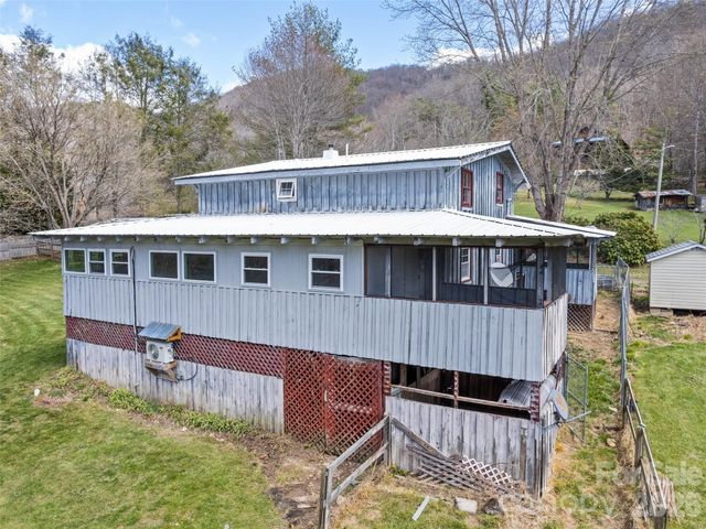 838 Hidden Valley Road, Clyde, NC 28721