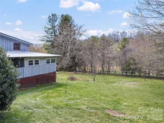 838 Hidden Valley Road, Clyde, NC 28721