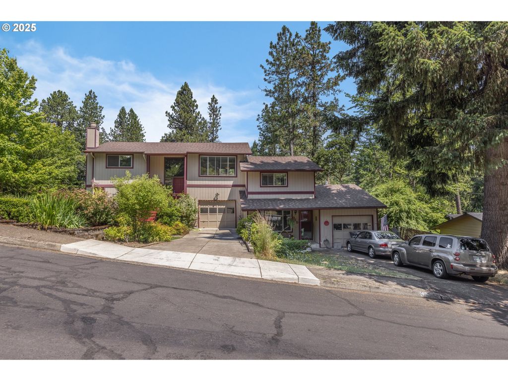 505 EMPRESS Ave, Eugene, OR 97405