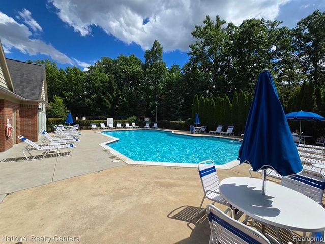 4058 Radcliff Drive, Canton, MI 48188