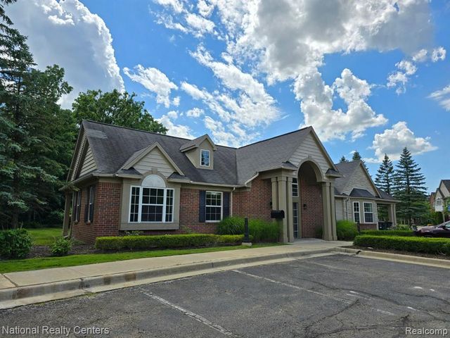 4058 Radcliff Drive, Canton, MI 48188