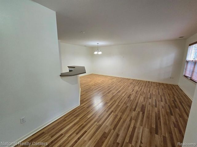 4058 Radcliff Drive, Canton, MI 48188