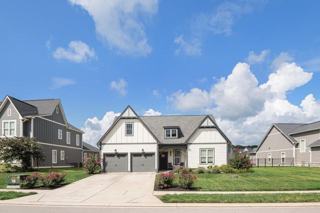 7569 Delancey Dr, College Grove, TN 37046