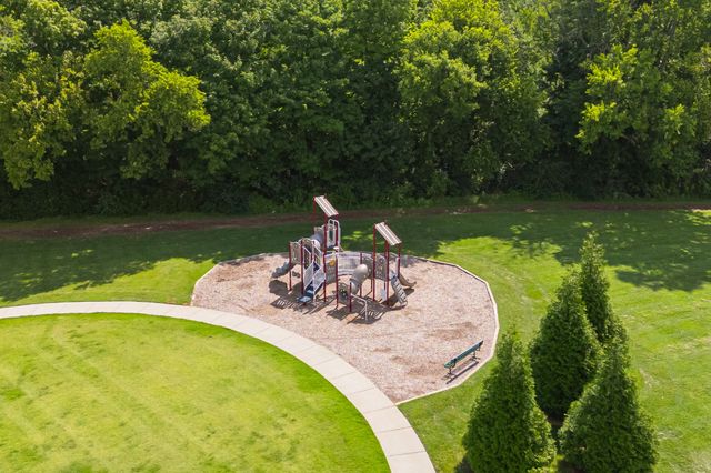 7569 Delancey Dr, College Grove, TN 37046