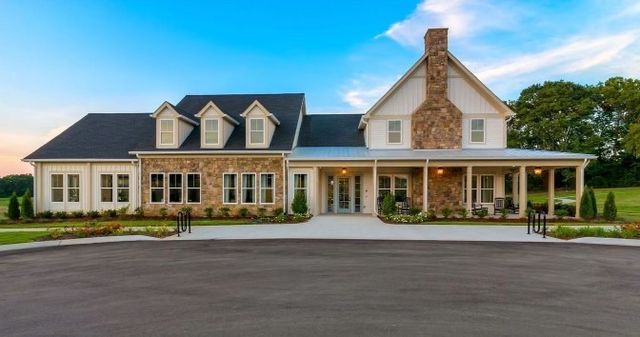 7569 Delancey Dr, College Grove, TN 37046