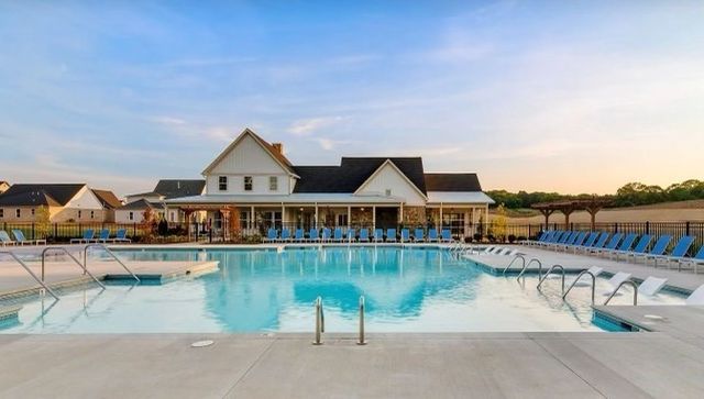7569 Delancey Dr, College Grove, TN 37046