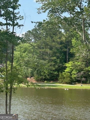 102 Whisper Trace, Peachtree City, GA 30269