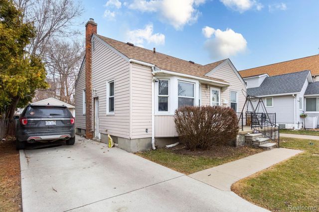 1060 Capitol Avenue, Lincoln Park, MI 48146