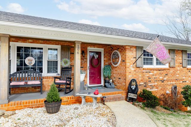 106 Watkins Pl, Lynchburg, VA 24502