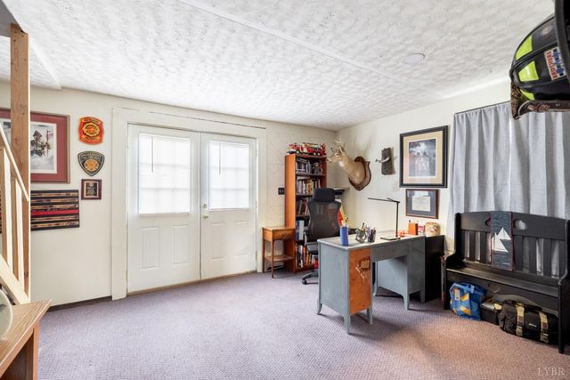 106 Watkins Pl, Lynchburg, VA 24502