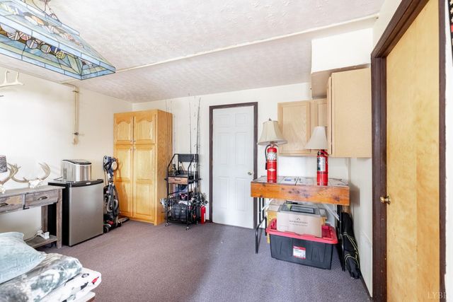 106 Watkins Pl, Lynchburg, VA 24502