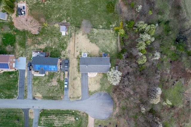 106 Watkins Pl, Lynchburg, VA 24502