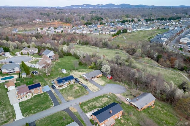 106 Watkins Pl, Lynchburg, VA 24502