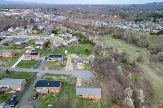 106 Watkins Pl, Lynchburg, VA 24502