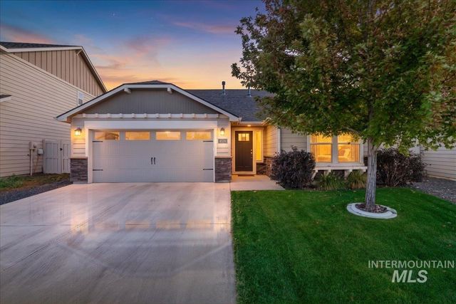 4526 N Glenrock Way, Meridian, ID 83646 property photo