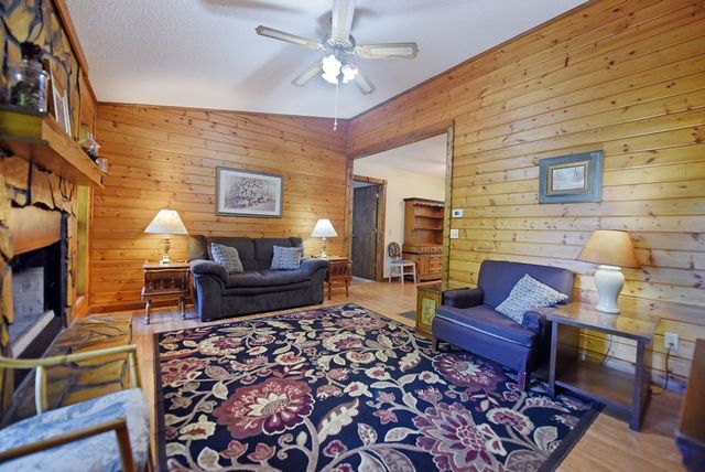 19 Howard Street, Blairsville, GA 30512