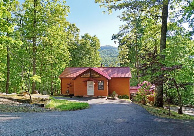 19 Howard Street, Blairsville, GA 30512